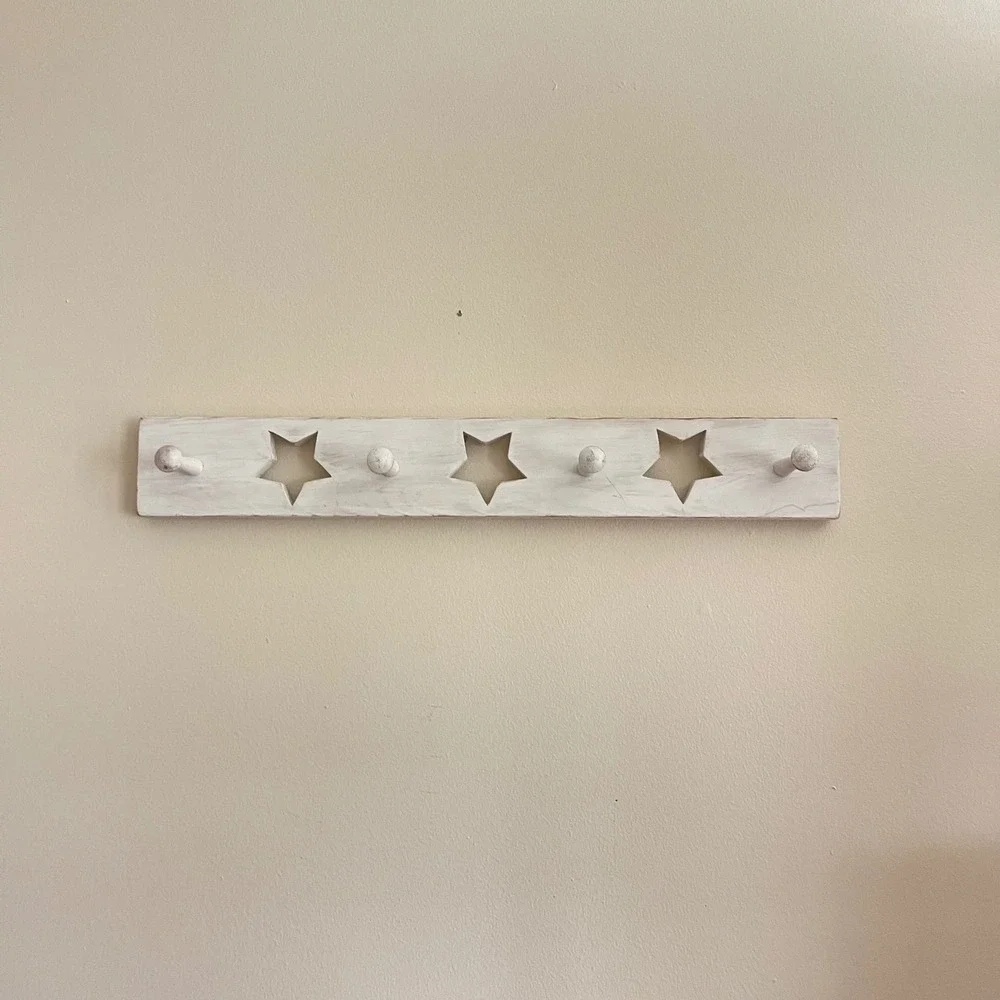 Vtg Wood Wall Entry 4 Pegs Hooks 24